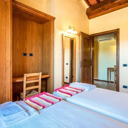 Holiday home Beautiful In Camerino With Outdoor Swimming Pool, Wifi And 2 Bedrooms