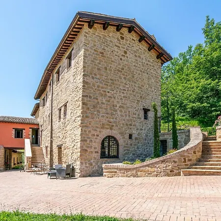 Casa vacanze Beautiful In Camerino With Outdoor Swimming Pool, Wifi And 2 Bedrooms Crispiero
