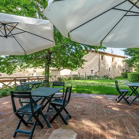 Holiday home Beautiful In Camerino With Outdoor Swimming Pool, Wifi And 2 Bedrooms Crispiero